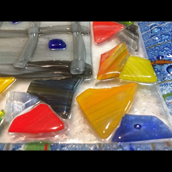 Piscitelli Fused Glass Plate (Small) - Picture 3 of 6